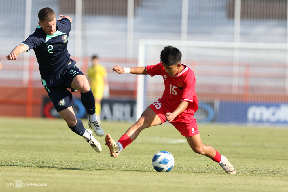 Việt Nam không còn quyền tự quyết trong cuộc đua giành vé vào bán kết giải U19 Đông Nam Á sau trận thua Australia ngày 21/7. Ảnh: Đoàn Huynh